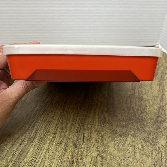 Tupperware Cold Cuts Deli Meat Hot Dog Bacon Keeper Container Orange Red - Picture 6 of 17